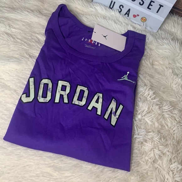 NWT Jordan Sport DNA
Men's Graphic Tank - Picture 4 of 4